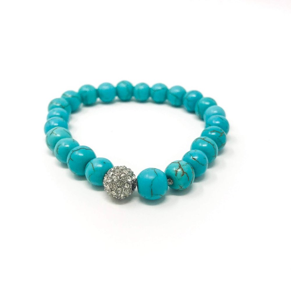 Turquoise Howlite Beaded Bracelet with Accent